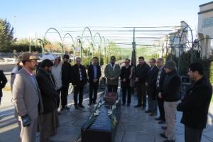 حضور کارکنان دیوان محاسبات استان درگلزار شهدای استان همدان
